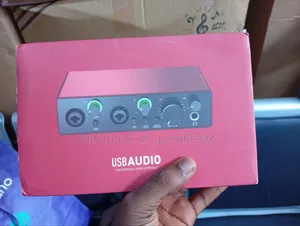 Focusrite Scarlett 2i2 3rd Gen Usb Audio Interface.