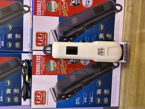 Kiki Clippers