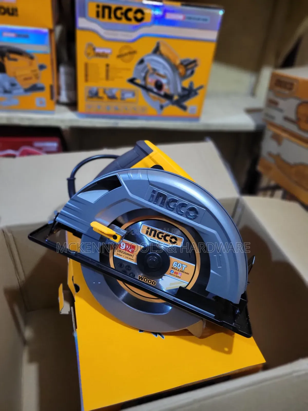 Ingco 9" 2200w Circular Saw