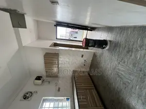Studio Apartment in Ikota Gra for rent