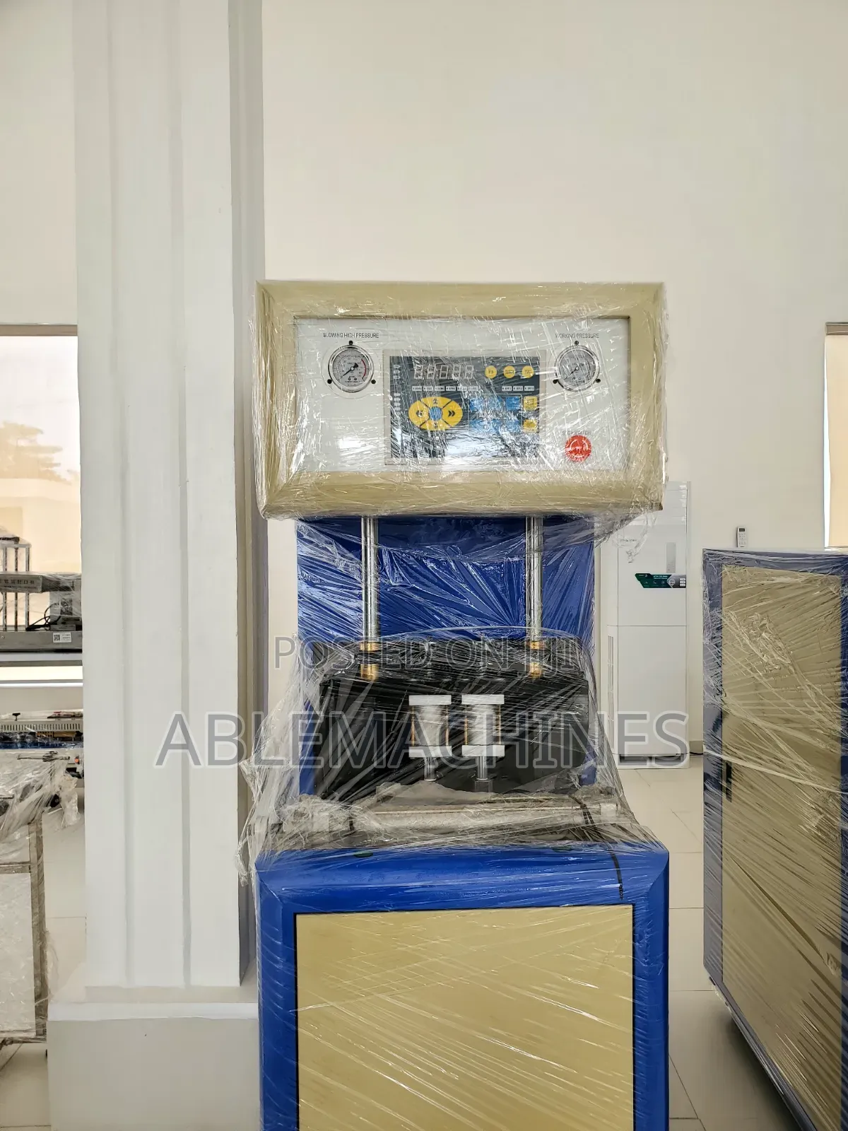 Pet Blowing Machine Hz880
