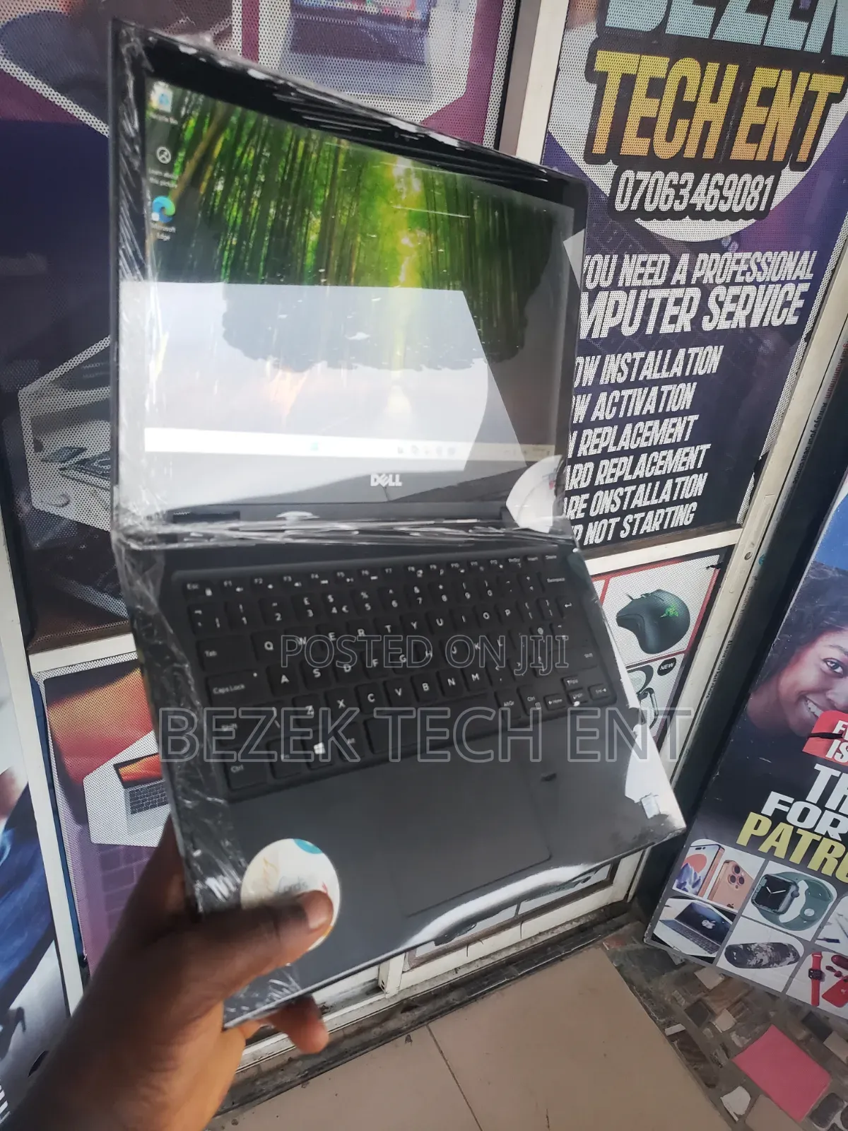 New Laptop Dell Latitude 3390 8GB Intel Core i5 SSD 256GB