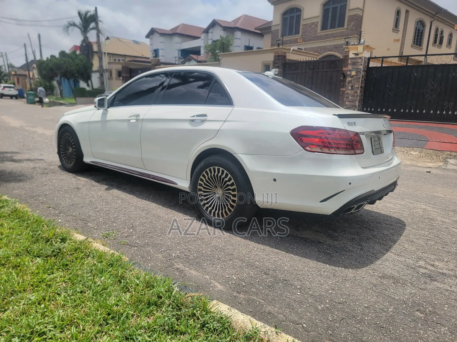 Mercedes-Benz E63 2010 White