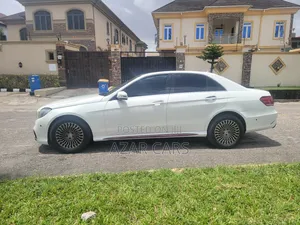Mercedes-Benz E63 2010 White