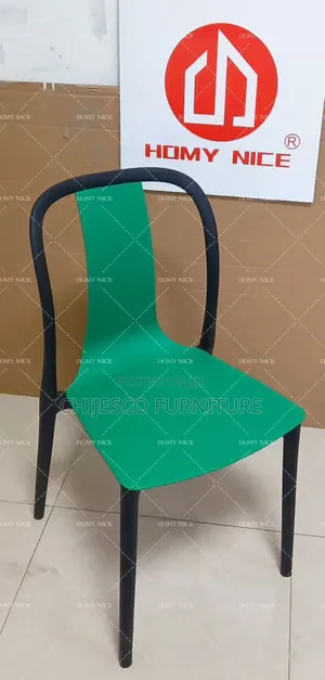 Restaurant Plastic Chairs