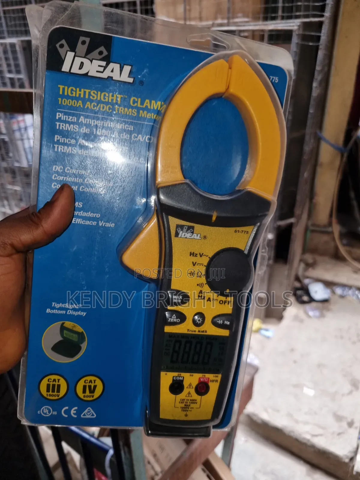 Digital Clamp Meter