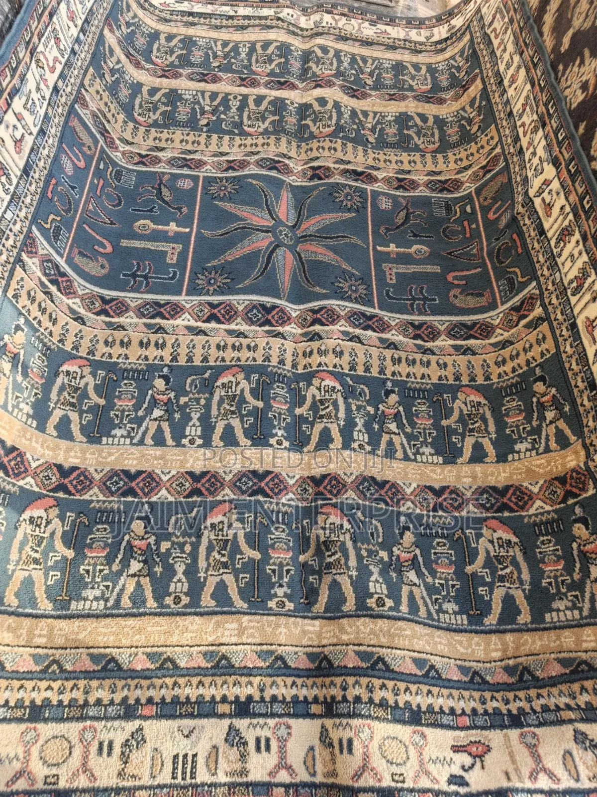 6.6 by 9.6 High Quality Center Rug