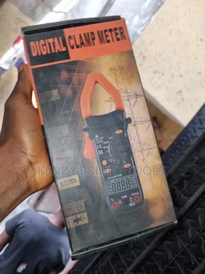 Digital Clamp Meter
