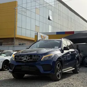 Mercedes-Benz GLE-Class 2018 Blue