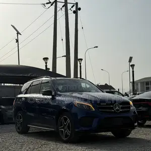Mercedes-Benz GLE-Class 2018 Blue