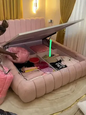 6/6 Pink Bedframe