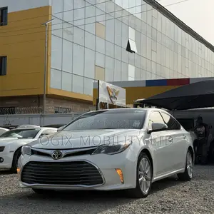 Toyota Avalon 2013 White