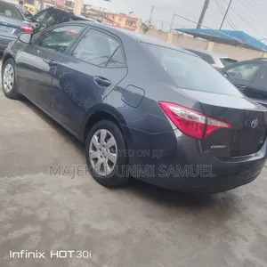 Toyota Corolla LE 4dr Sedan (1.8L 4cyl CVT) 2016 Blue