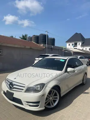Mercedes-Benz C300 2012 White