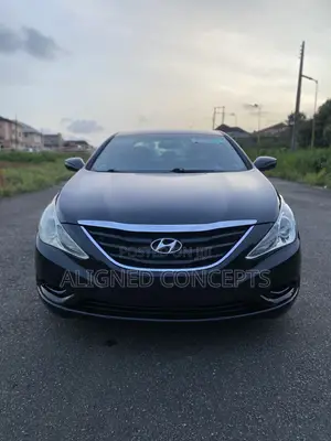 Hyundai Sonata GLS Sedan FWD (2.4L 4cyl 6A) 2012 Black