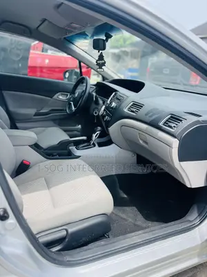 Honda Civic EX 4dr Sedan (1.8L 4cyl CVT) 2014 Silver