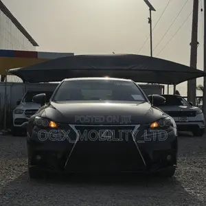 Lexus IS 2015 Black