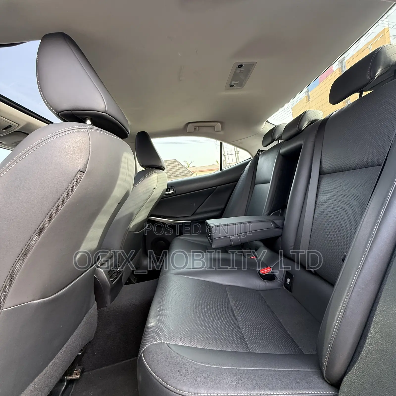 Lexus IS 2015 Black