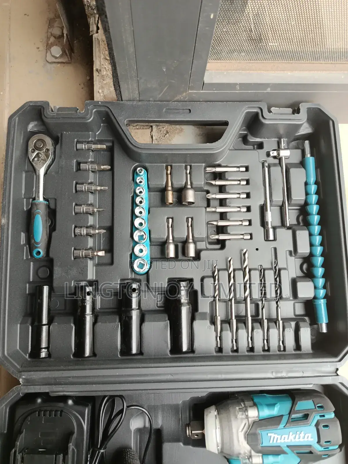 Rechargeable Socketing Machine