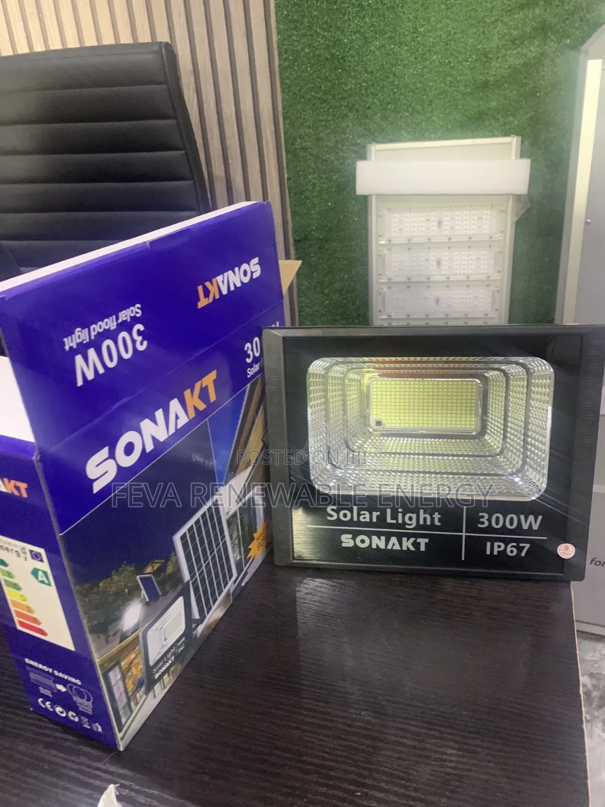 Sonakt 300w Solar Flood Light