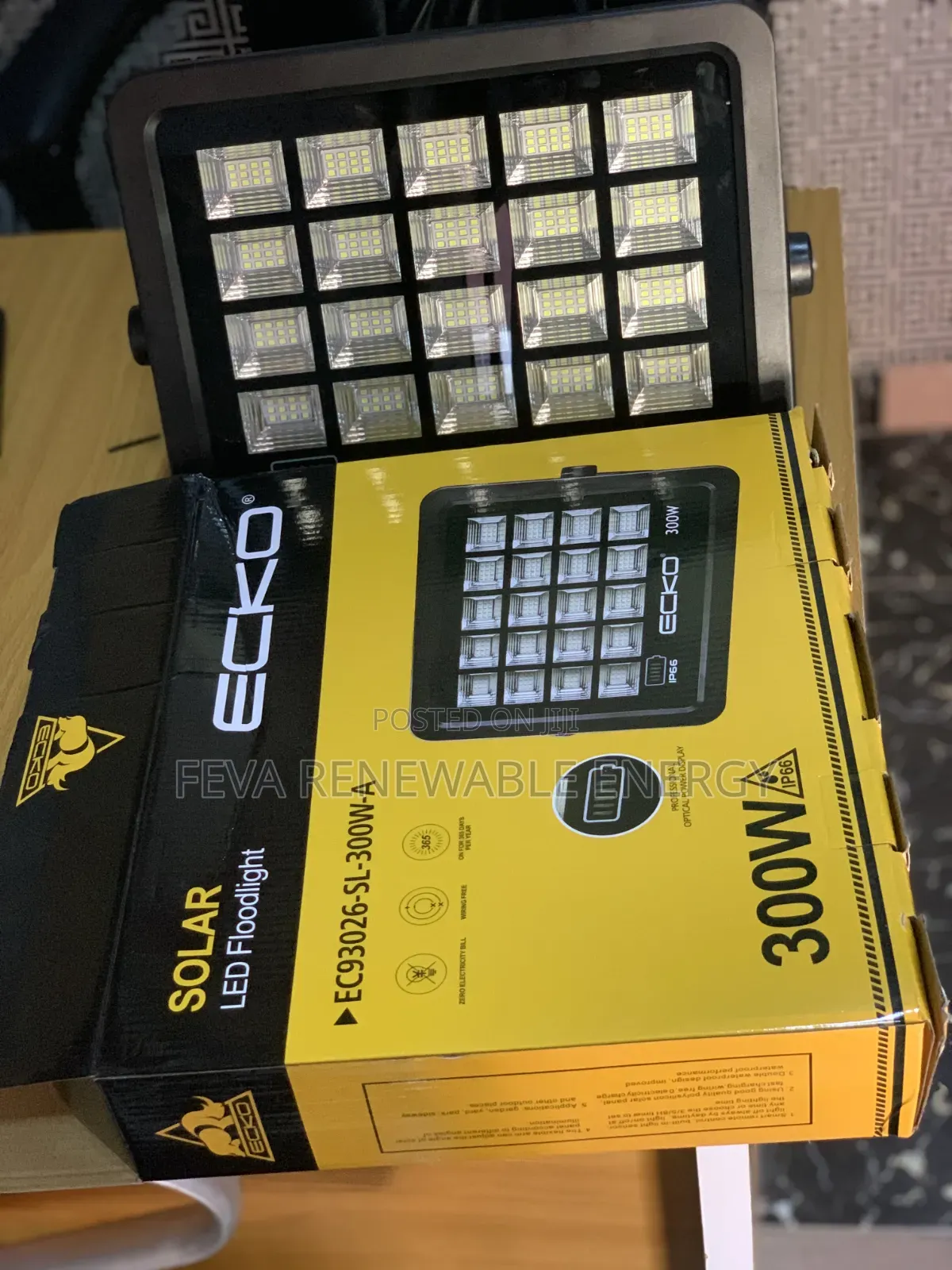 Ecko Solar Flood Light 300w