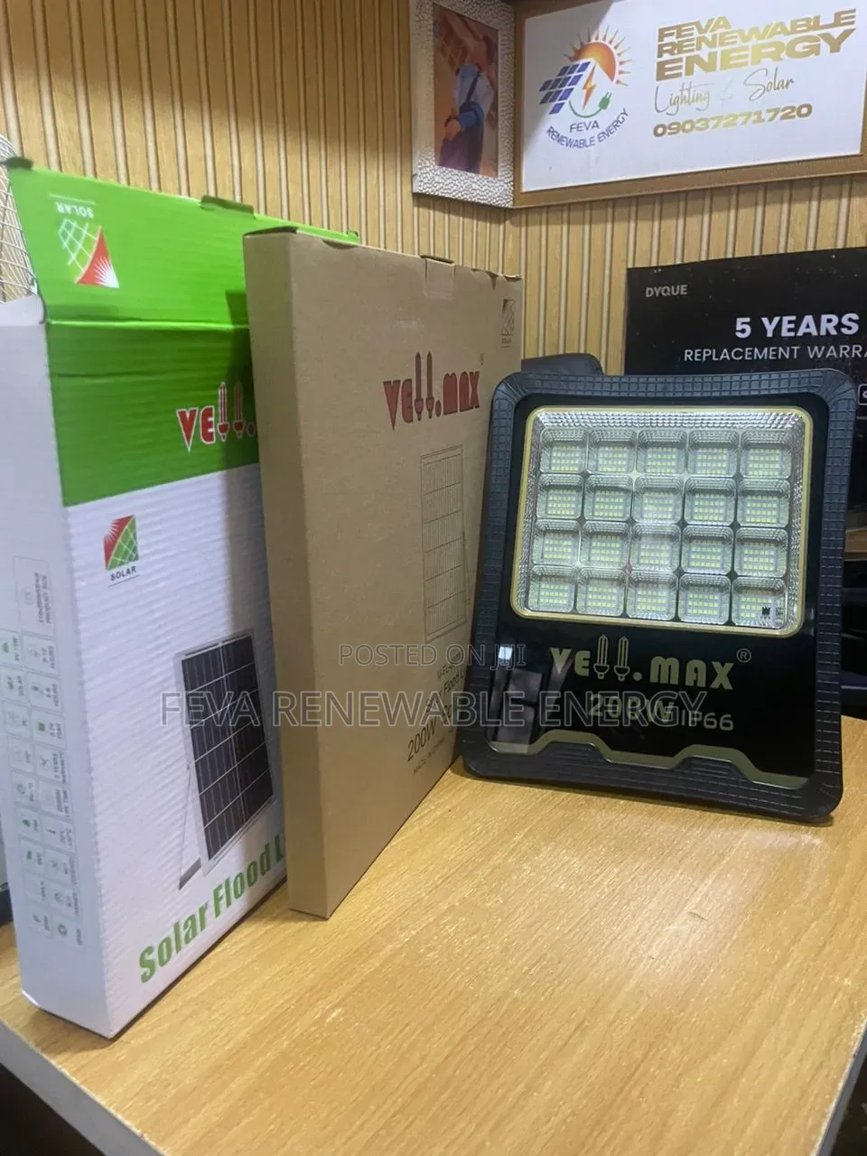 Vellmax 200w Flood Light