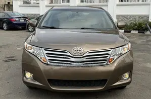 Toyota Venza 2012 Gold