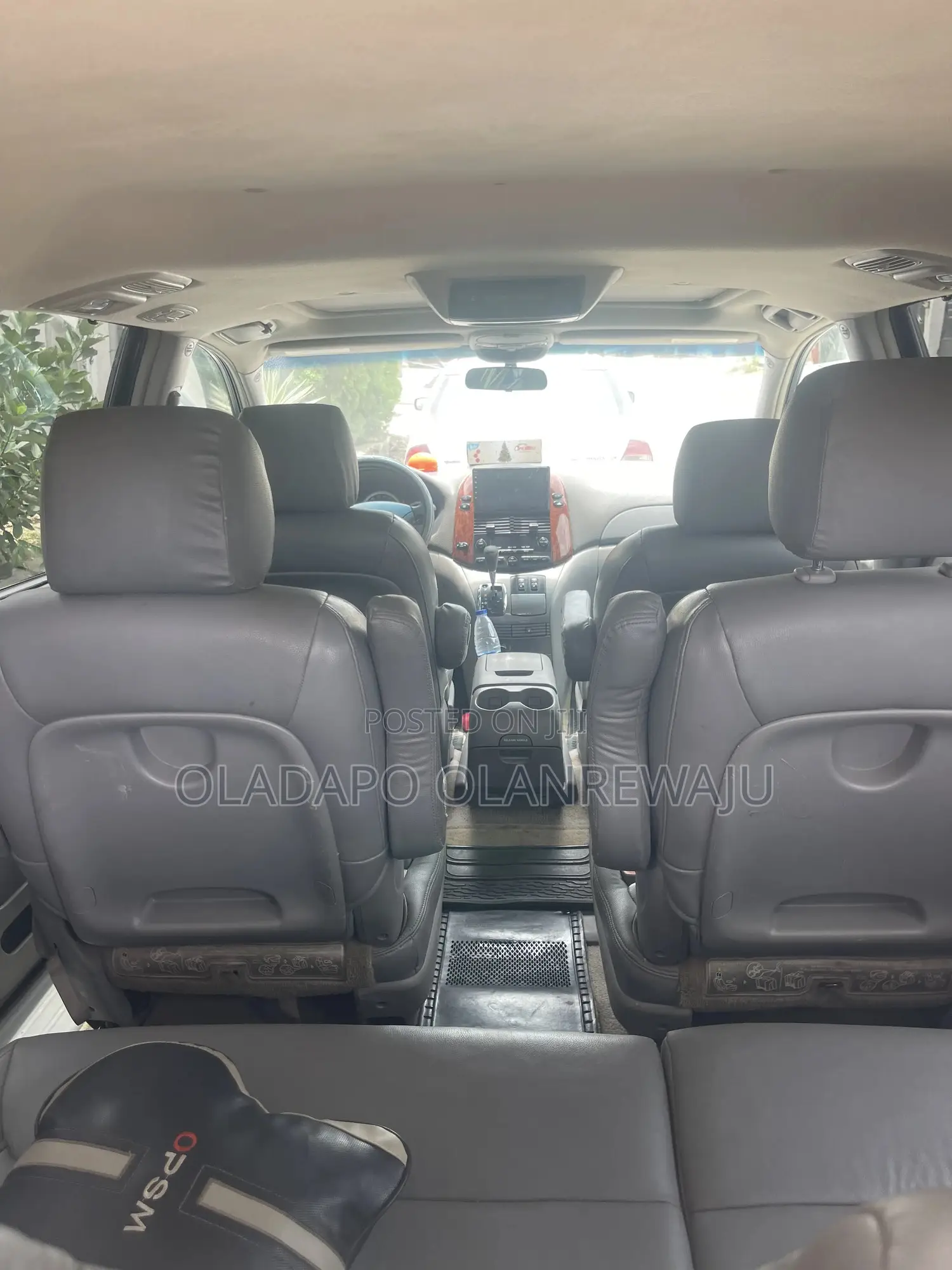 Toyota Sienna Car Hire