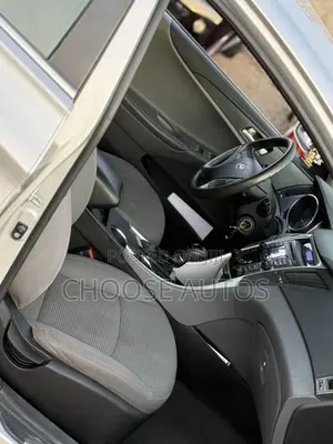 Hyundai Sonata Limited 2.0T Sedan (2.0L 4cyl 6A) 2011 Silver