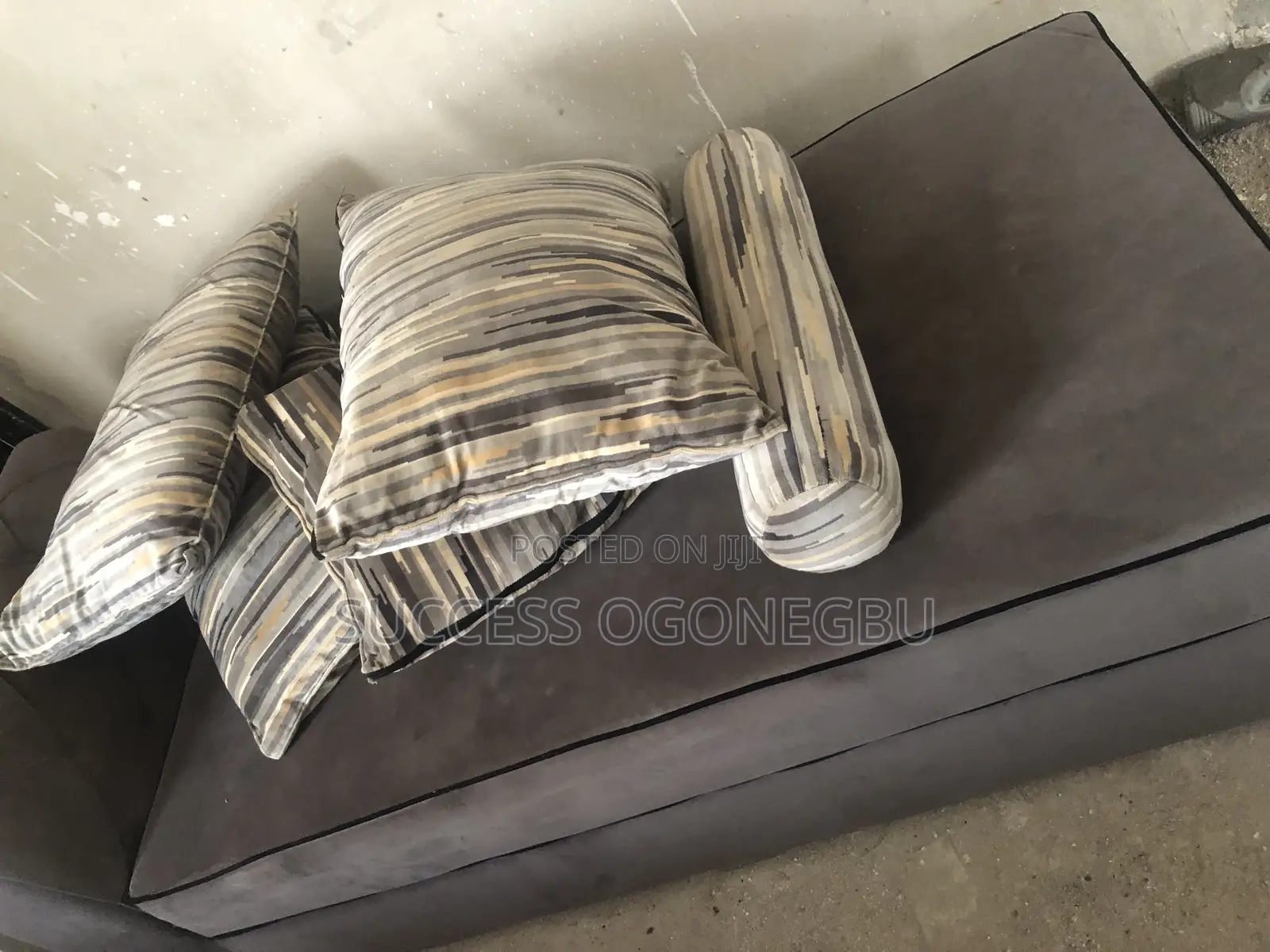L-Shaped 6 Seaters Plus One Single Sofas