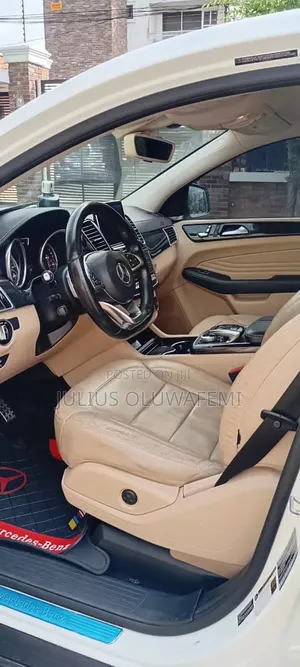 Mercedes-Benz GLE-Class 2017 White