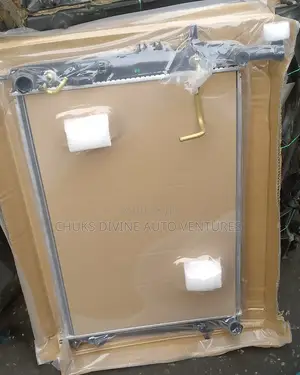 Hyundai Tucson 2010 Radiator – High-Quality Engine Cooling