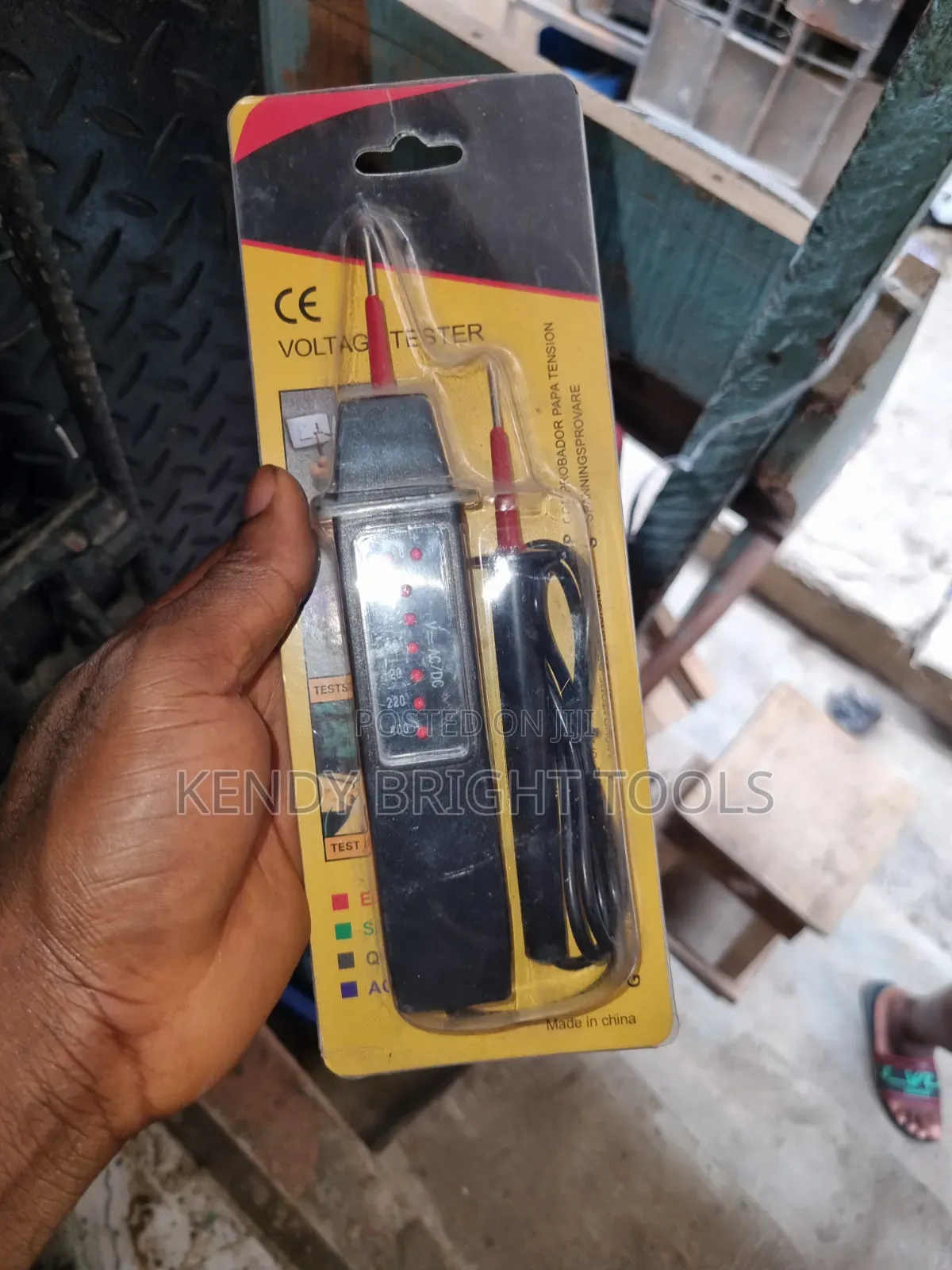 Voltage Tester