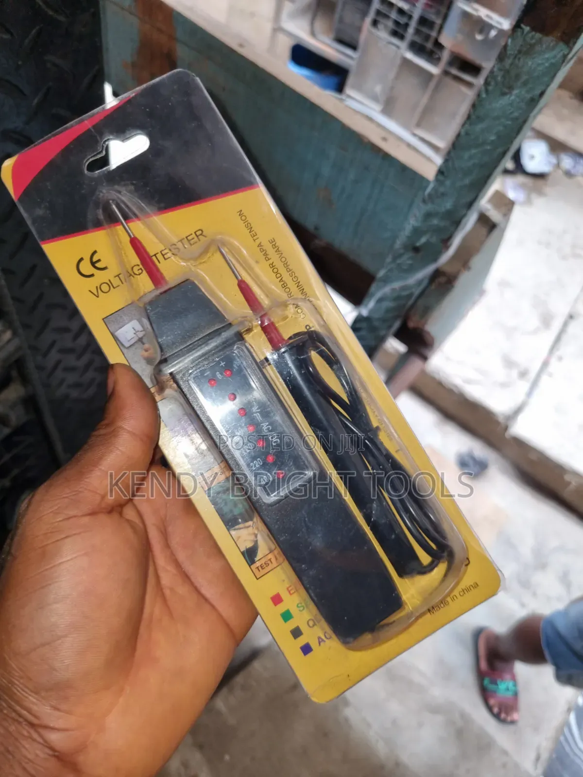 Voltage Tester