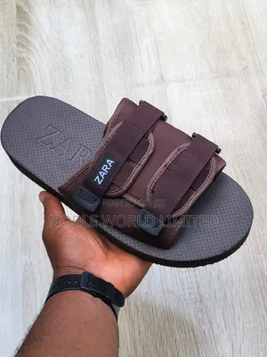 Zara Solid Slide Onyi 7u