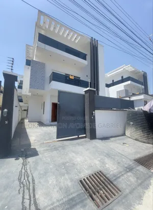 5bdrm Duplex in Ologolo for sale