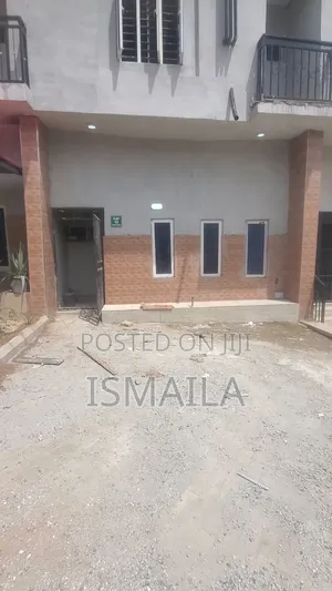 3bdrm Apartment in Luxiar Apartments for rent