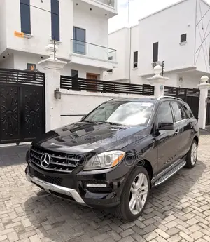 Mercedes-Benz M Class ML350 4MATIC 4dr SUV AWD (3.5L 6cyl 7A) 2015