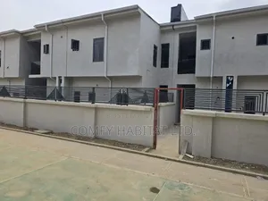 4bdrm Duplex in Dawaki for sale