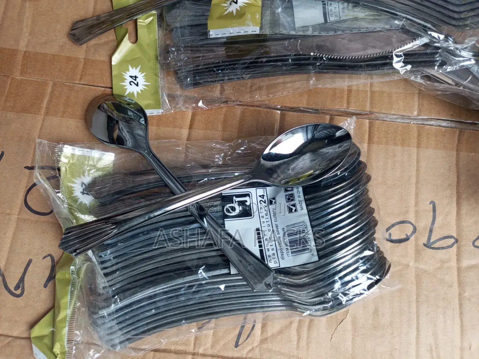 Disposable Plastic Spoons 24pcs X 100