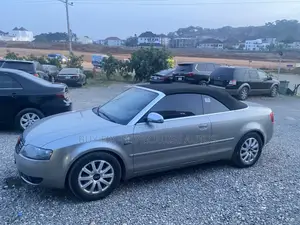 Audi Quattro 2011 Gray