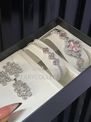 Female Gift Set