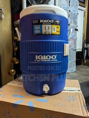 Igloo 5-Gallon Seat Top Beverage Cooler.