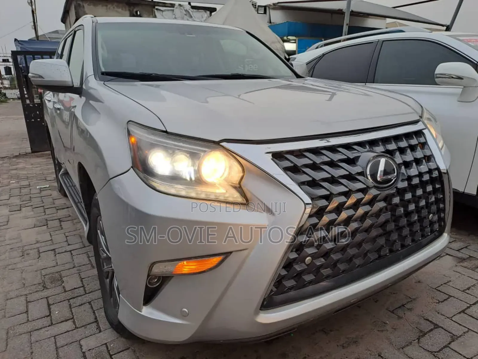 Lexus GX 460 2012 Silver