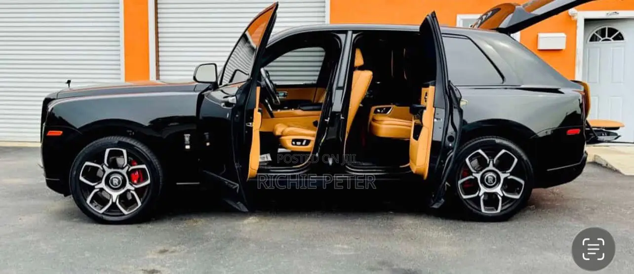 Rolls-Royce Cullinan Black Badge 2024 Black