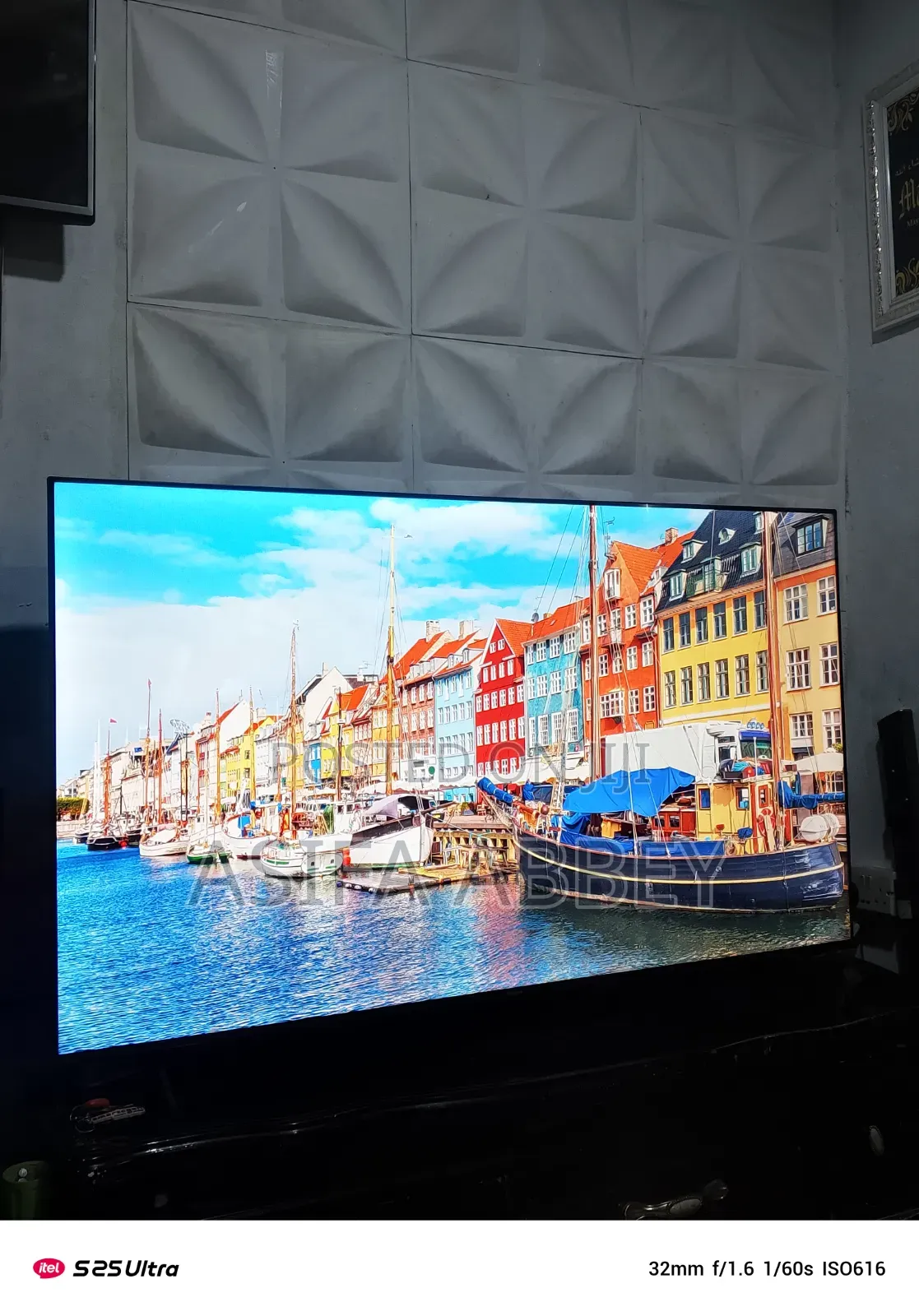 Hisense 65 Inches Vida Smart Tv