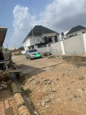 10bdrm Block of Flats in Adeoje Estate for sale