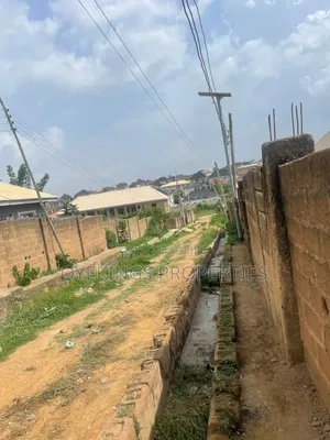 10bdrm Block of Flats in Adeoje Estate for sale