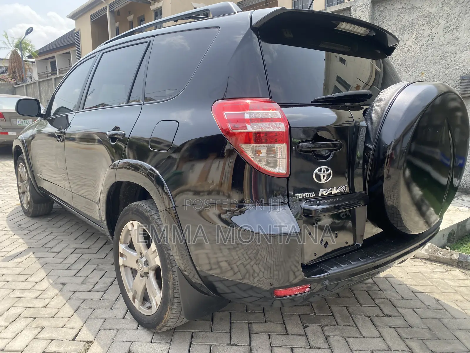 Toyota RAV4 2010 Black