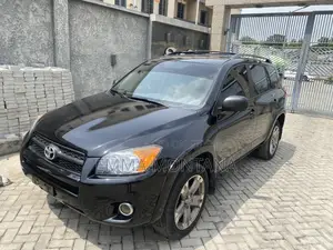 Toyota RAV4 2011 Black